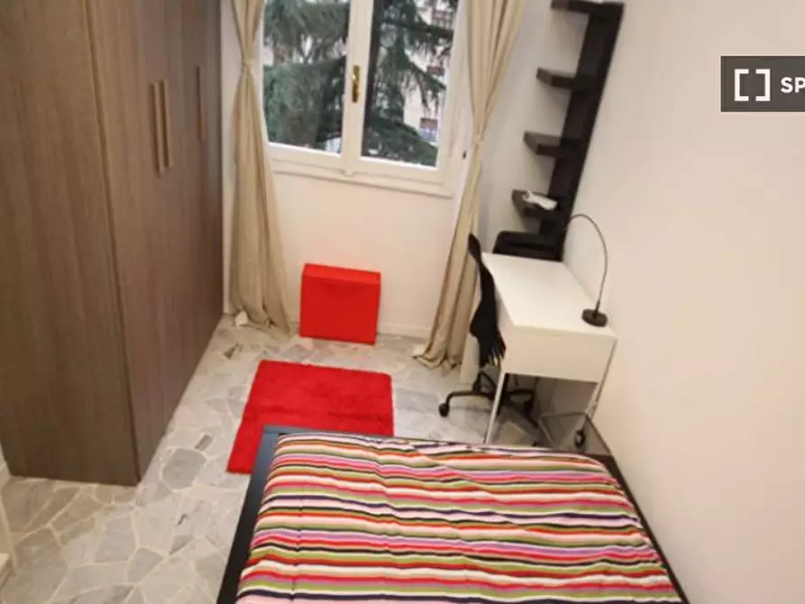 Immagine 9 di Camera condivisa in affitto  in Via Salvatore Barzilai a Milano