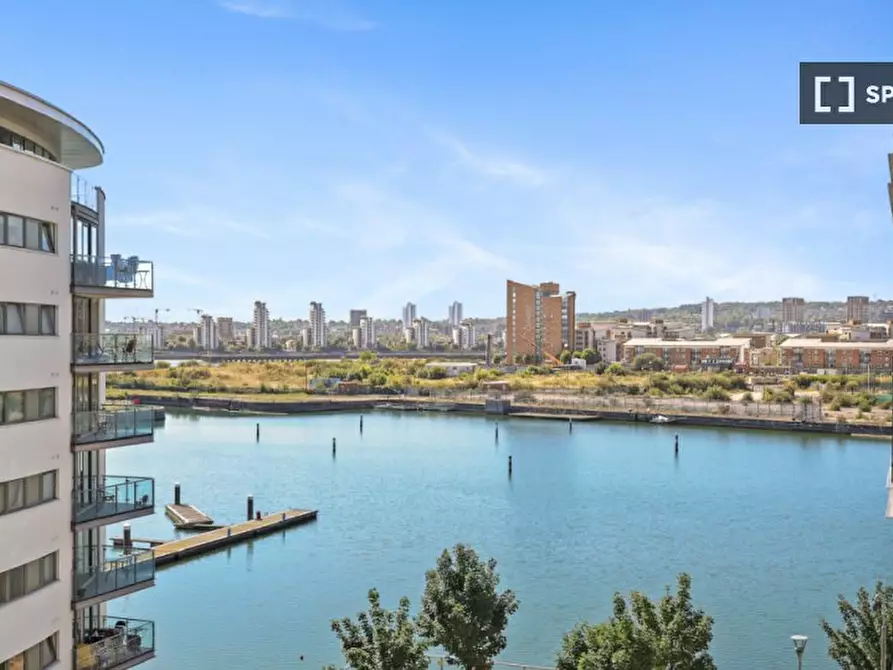 Immagine 2 di Appartamento in affitto  in Basin Approach a East Ham