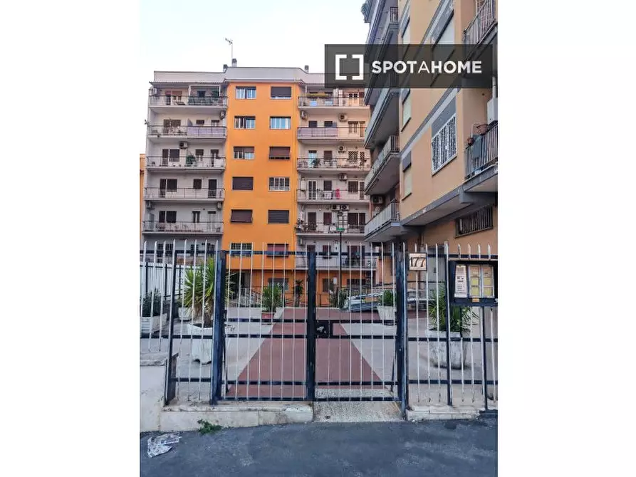 Immagine 16 di Appartamento in affitto  in Viale della Serenissima a Roma