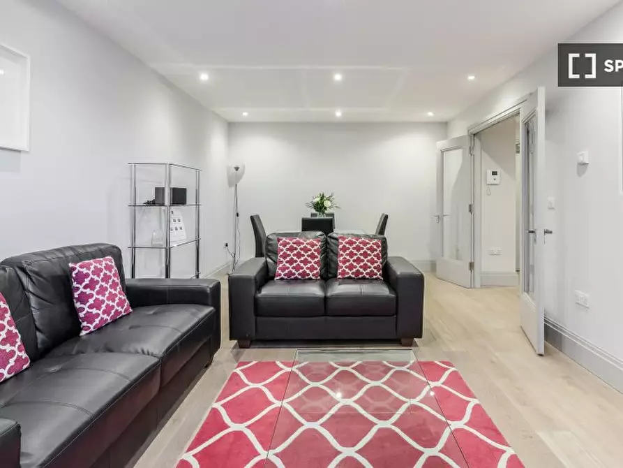 Immagine 6 di Appartamento in affitto  in -40 The Quadrant a Richmond