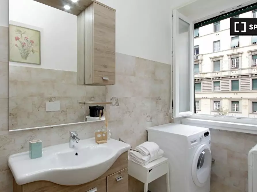 Immagine 15 di Appartamento in affitto  in Via Buccari a Roma