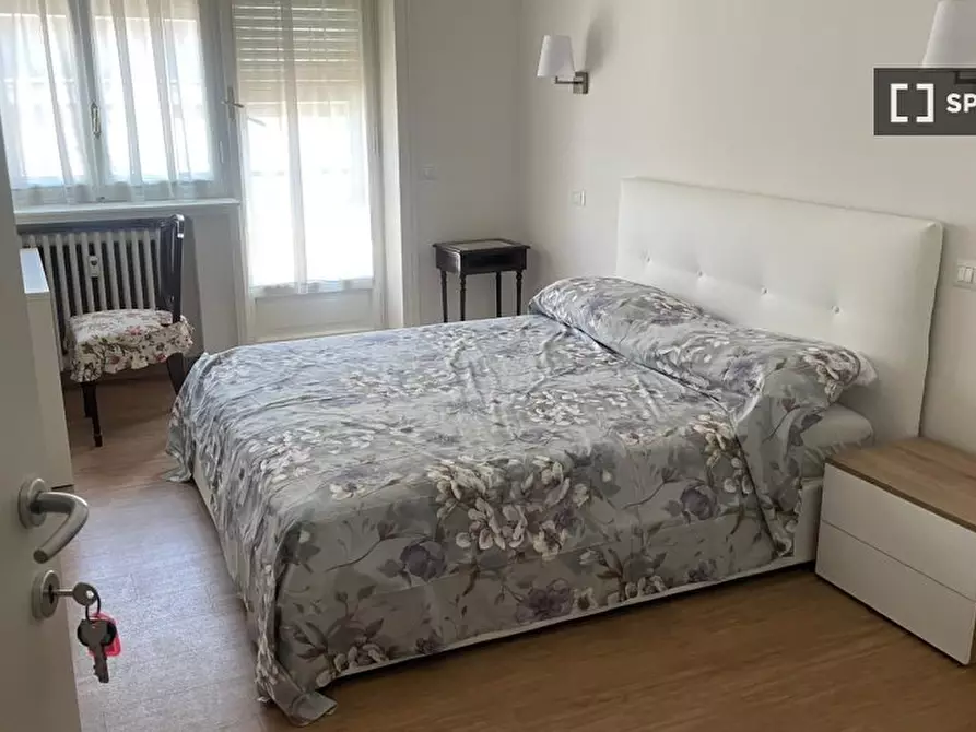 Immagine 2 di Camera condivisa in affitto  in Via Ottorino Lazzarini a Roma