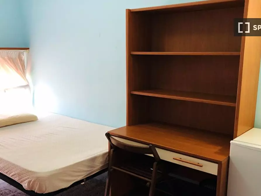 Immagine 4 di Camera condivisa in affitto  in Via Alessandro Brisse a Roma