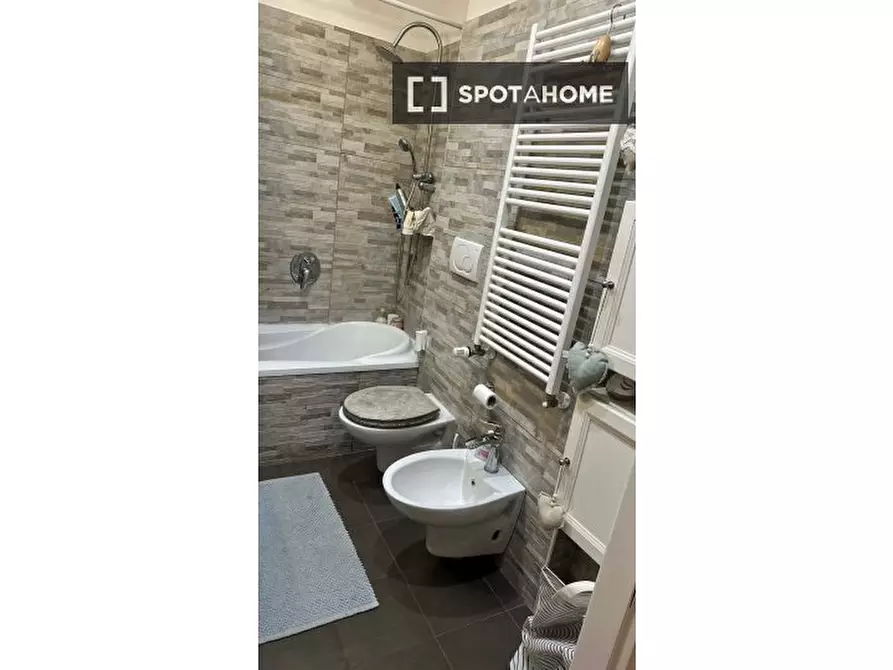 Immagine 9 di Appartamento in affitto  in Viale Corsica a Milano