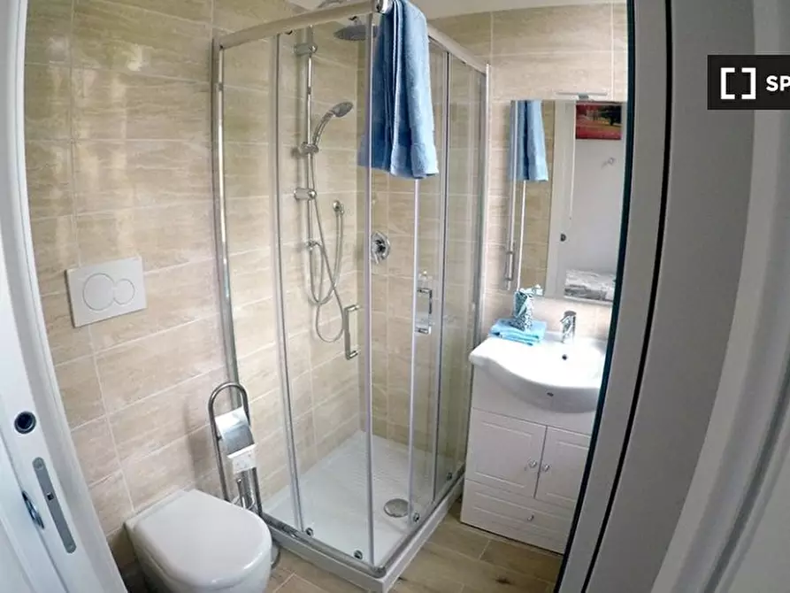 Immagine 5 di Camera condivisa in affitto  in Piazza Augusto Conti a Firenze