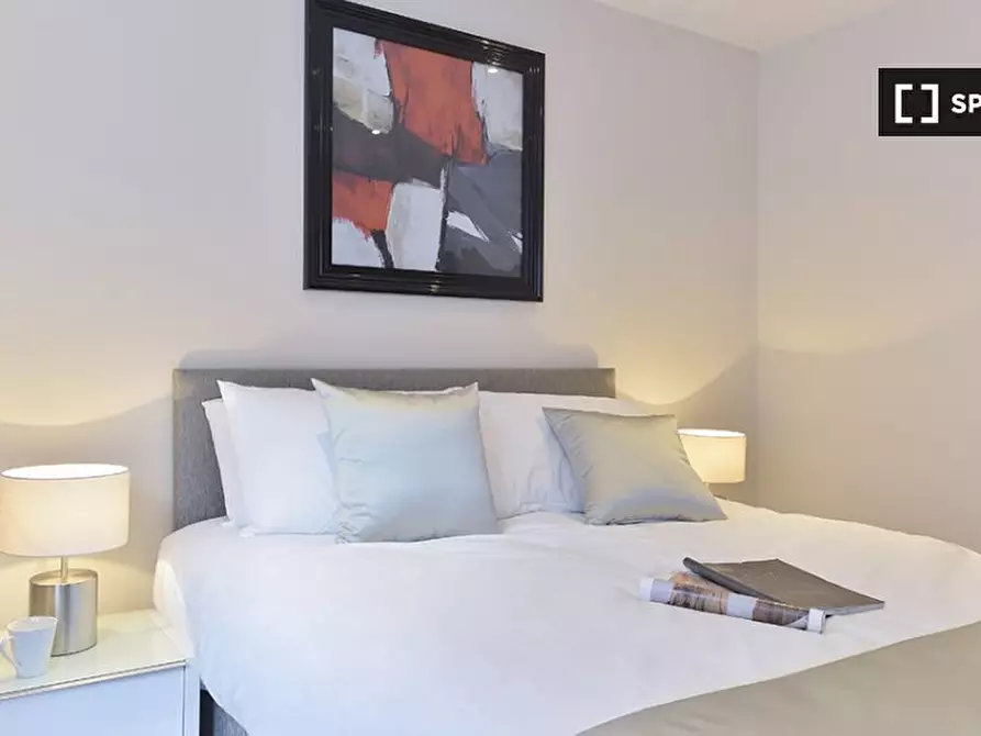 Immagine 11 di Appartamento in affitto  in Sudrey St a Camberwell