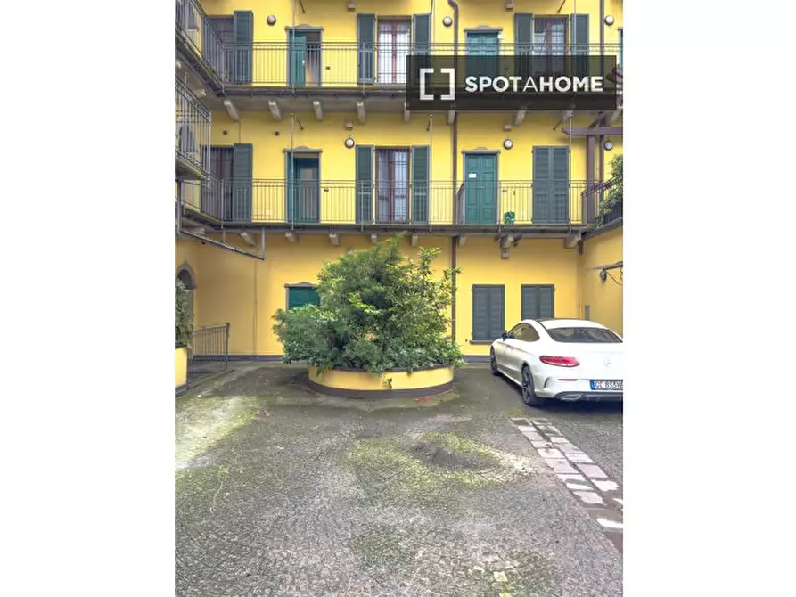 Immagine 8 di Appartamento in affitto  in Via Novara a Milano