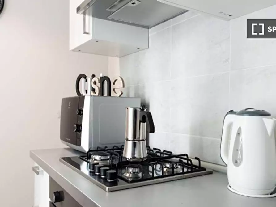 Immagine 17 di Camera condivisa in affitto  in Via Ferrante Aporti a Milano