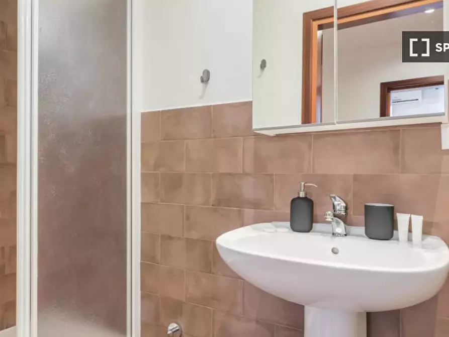 Immagine 15 di Appartamento in affitto  in Via Belsiana a Roma