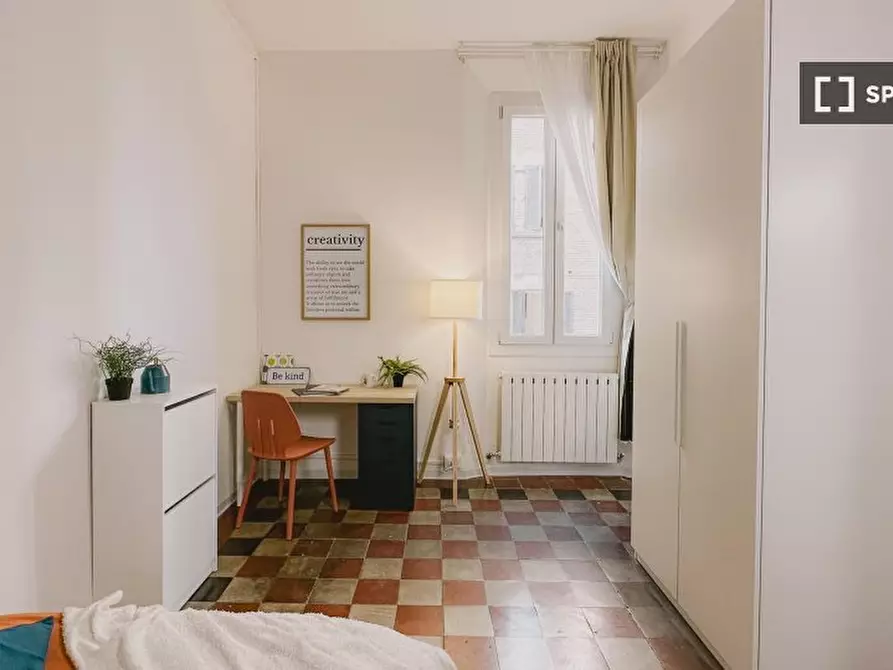 Immagine 1 di Camera condivisa in affitto  in Mura di Porta Galliera a Bologna