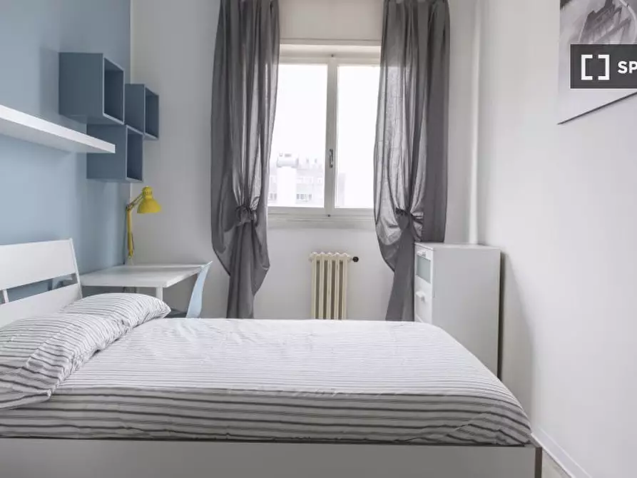 Immagine 4 di Camera condivisa in affitto  in Via Federico Engels a Milano