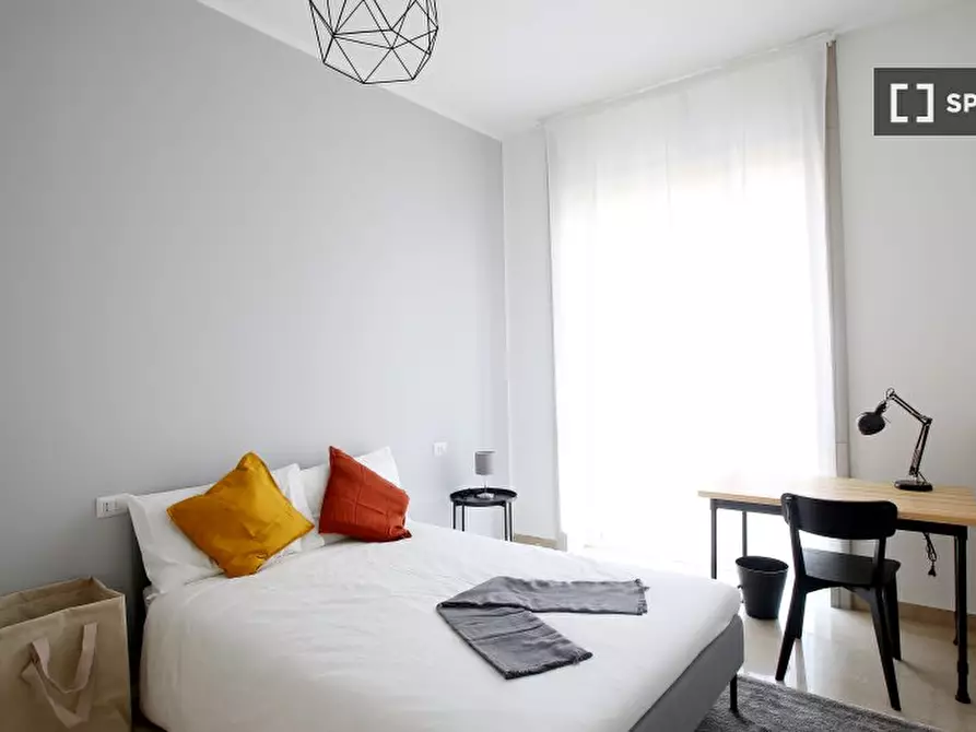 Immagine 2 di Camera condivisa in affitto  in Corso San Gottardo a Milano