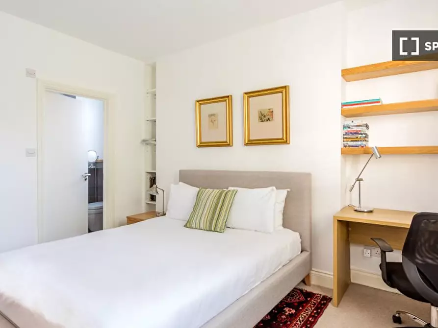 Immagine 17 di Appartamento in affitto  in Balliol Road a Kensington