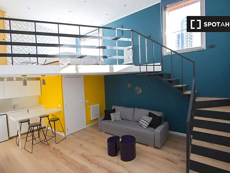 Immagine 2 di Ufficio in affitto  in Via Gaetano de Castillia a Milano