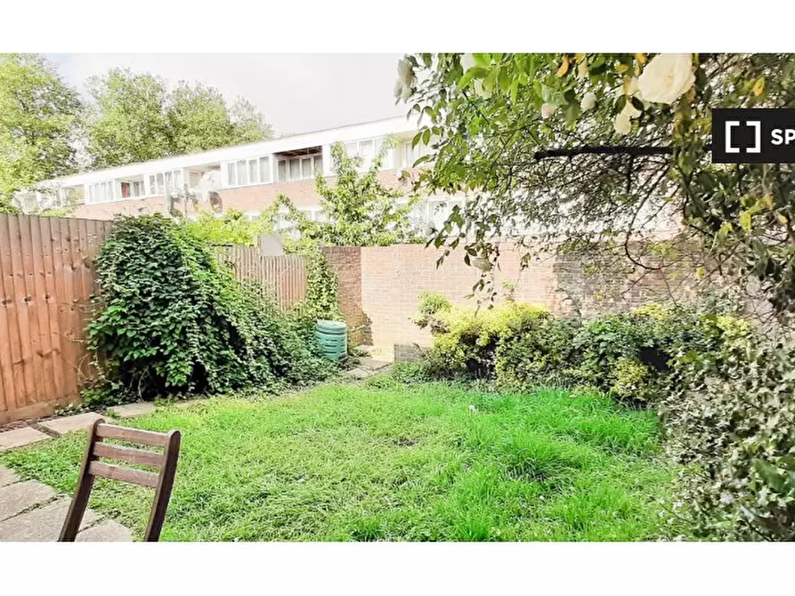 Immagine 12 di Camera condivisa in affitto  in INWORTH WALK a Islington