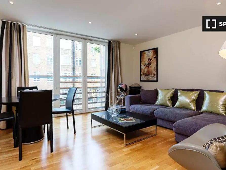 Immagine 1 di Appartamento in affitto  in Island Apartment a Islington