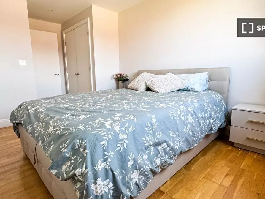 Immagine 13 di Appartamento in affitto  in Smugglers Way a Wandsworth