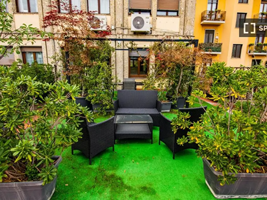 Immagine 2 di Appartamento in affitto  in Via dei Piatti a Milano