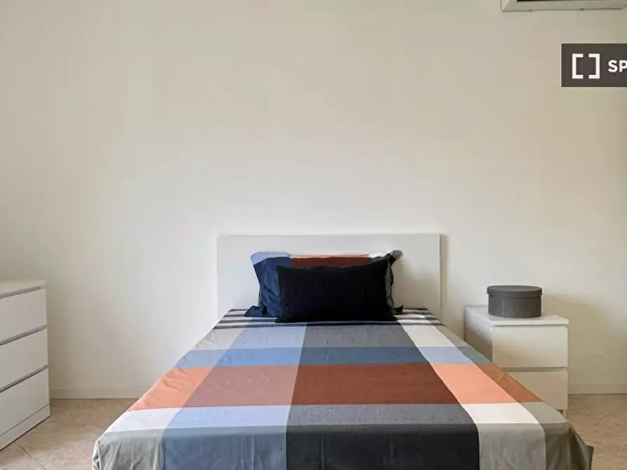 Immagine 10 di Camera condivisa in affitto  in Pecorini a Milano