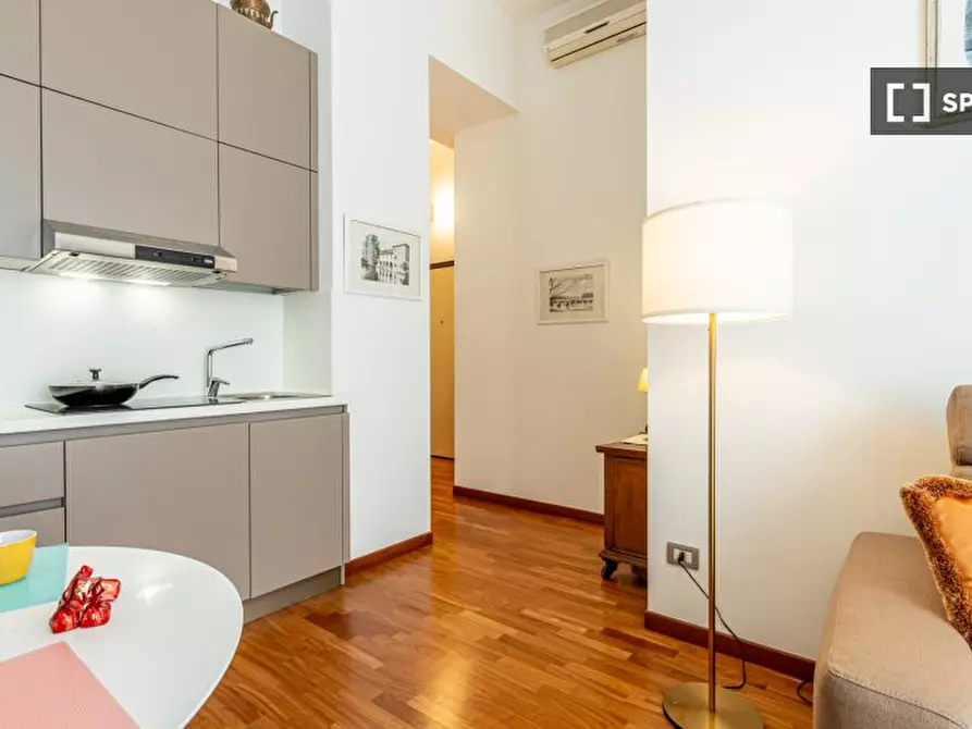 Immagine 10 di Appartamento in affitto  in Piazza Caiazzo a Milano