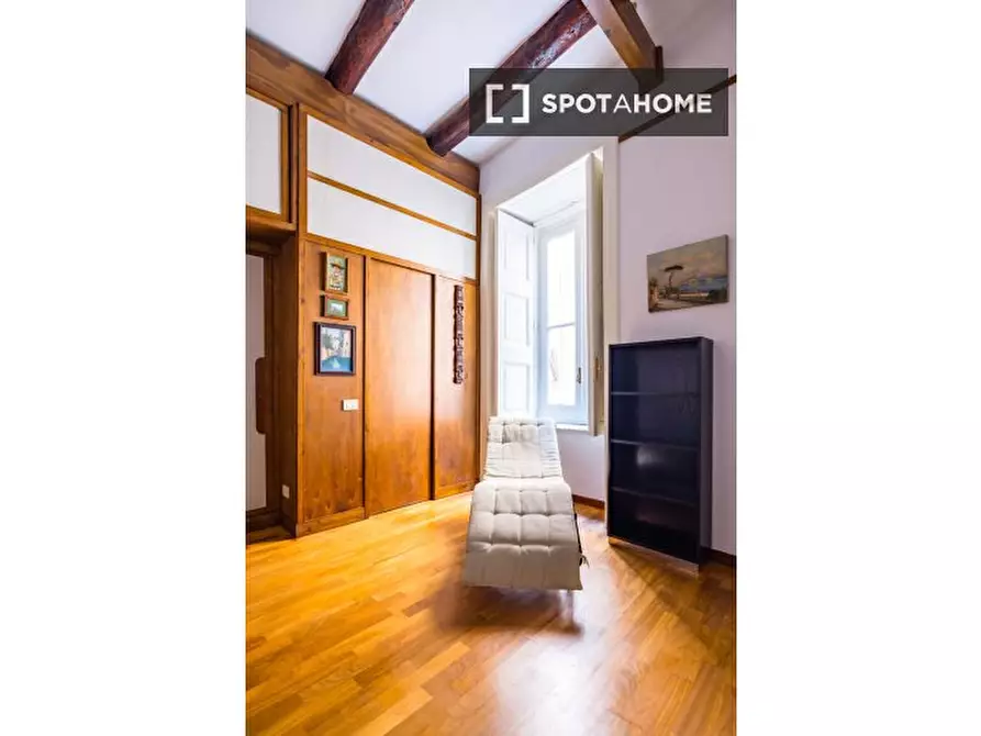 Immagine 3 di Appartamento in affitto  in Vico Santa Teresella Degli Spagnoli a Napoli