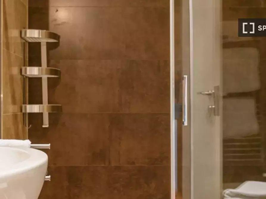 Immagine 8 di Ufficio in affitto  in Via Vitruvio a Milano