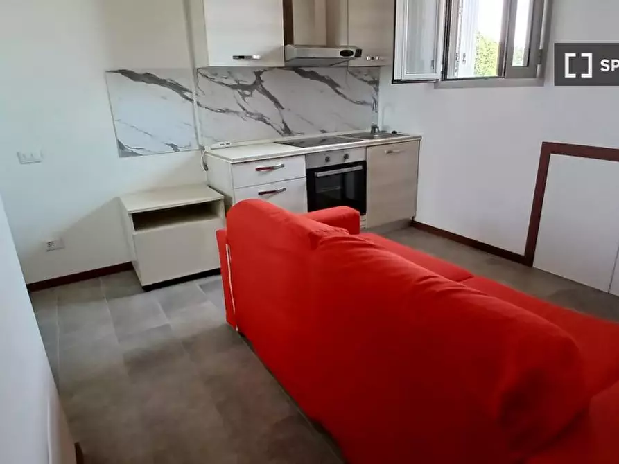 Immagine 1 di Appartamento in affitto  in Via Balossa a Novate Milanese