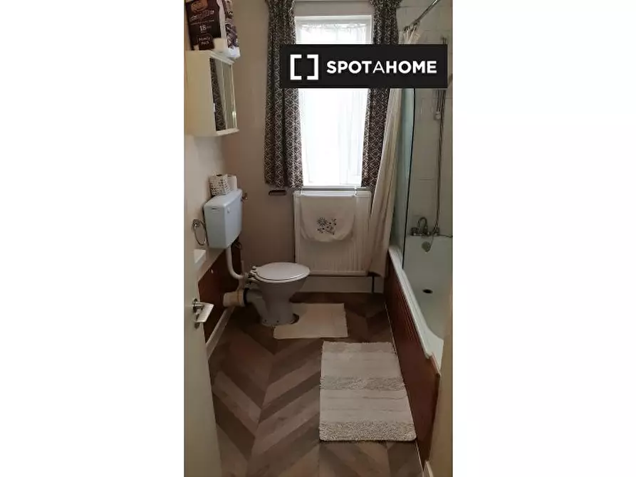 Immagine 6 di Appartamento in affitto  in Store St a Camden Town