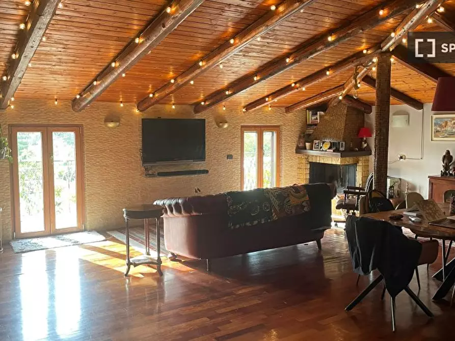 Immagine 3 di Appartamento in affitto  in Via Due Portoni a Napoli