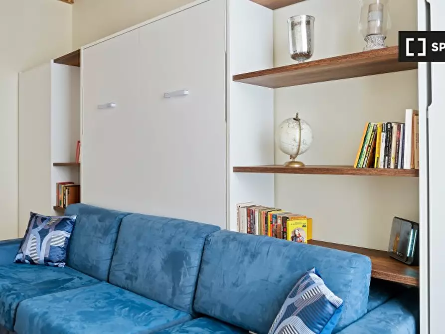 Immagine 12 di Appartamento in affitto  in Vicolo del Cinque a Roma