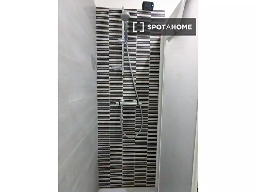 Immagine 16 di Appartamento in affitto  in Via Guelfa a Firenze