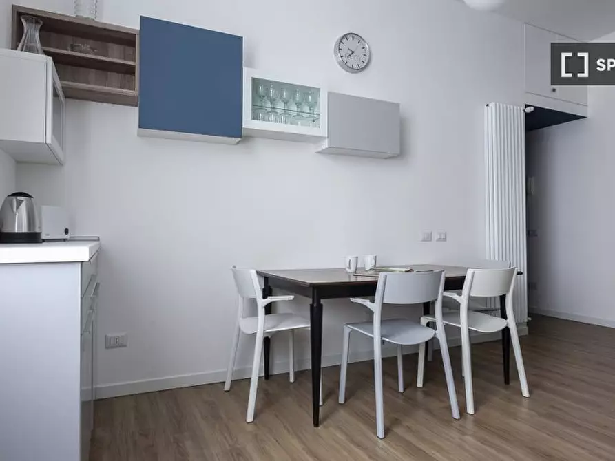 Immagine 9 di Appartamento in affitto  in Via Teglio a Milano