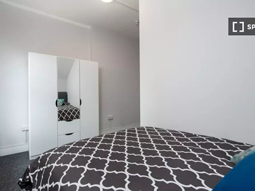 Immagine 12 di Camera condivisa in affitto  in The Broadway a Merton
