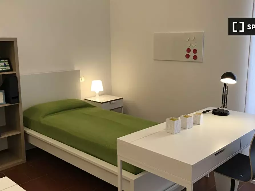 Immagine 8 di Camera condivisa in affitto  in Viale Bligny a Milano