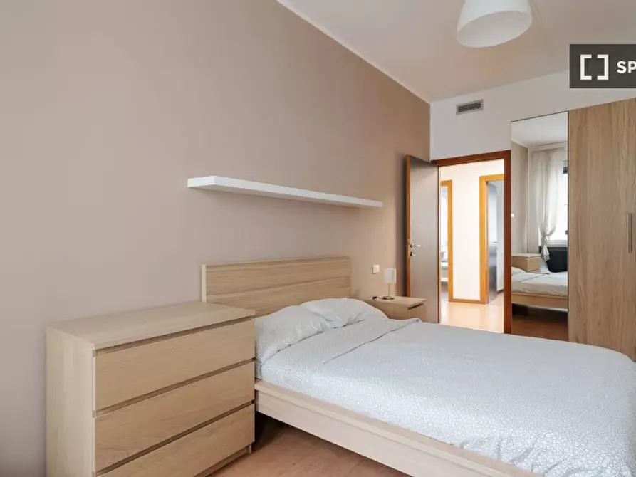 Immagine 1 di Camera condivisa in affitto  in Via Ernesto Breda a Milano