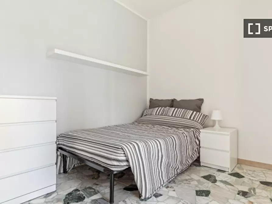 Immagine 3 di Camera condivisa in affitto  in Via Antonio Panizzi a Milano