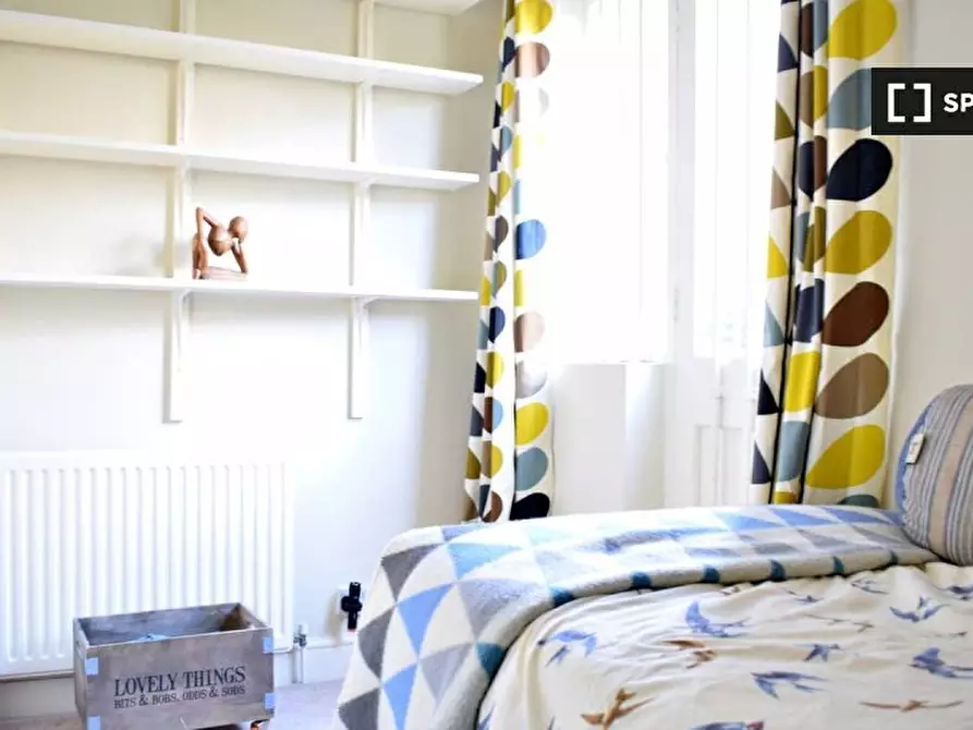 Immagine 17 di Appartamento in affitto  in a Avenell Road a Islington