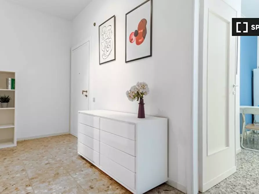 Immagine 13 di Camera condivisa in affitto  in Viale Teodorico a Milano