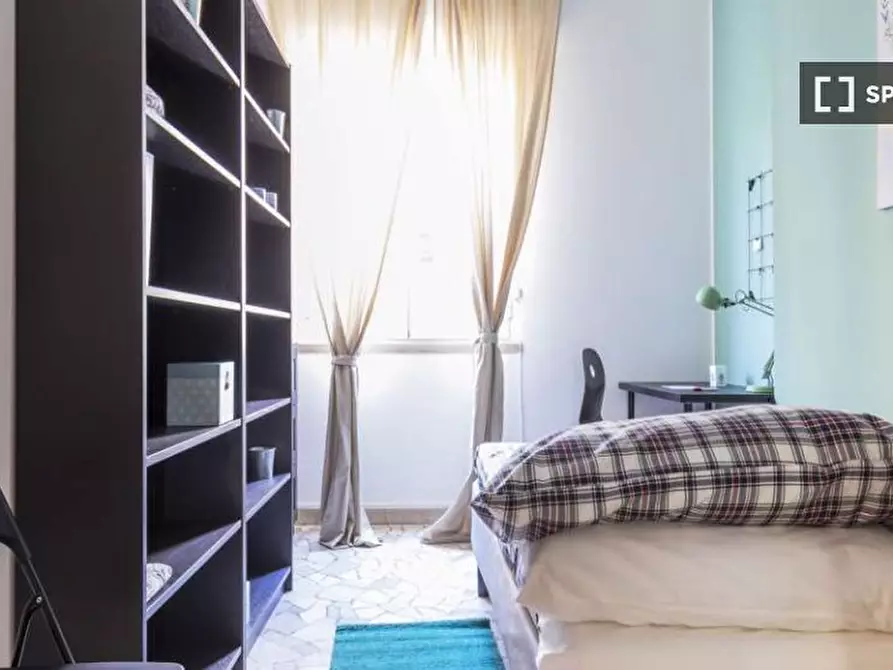 Immagine 6 di Camera condivisa in affitto  in VIA PISANELLO a Milano