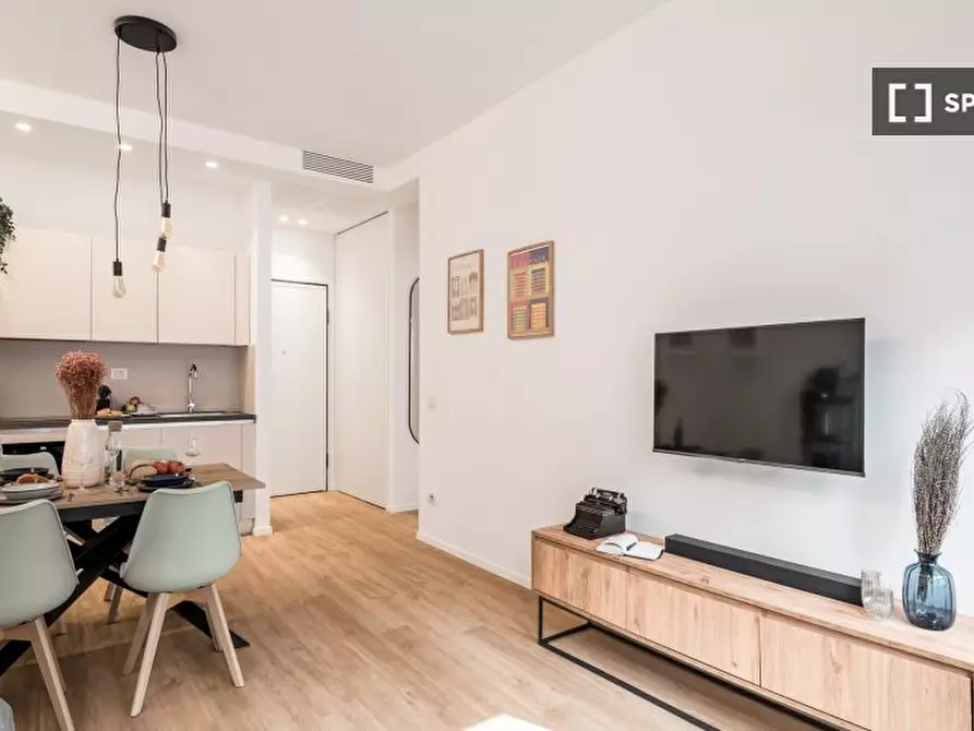 Immagine 12 di Appartamento in affitto  in Via Tacito a Roma