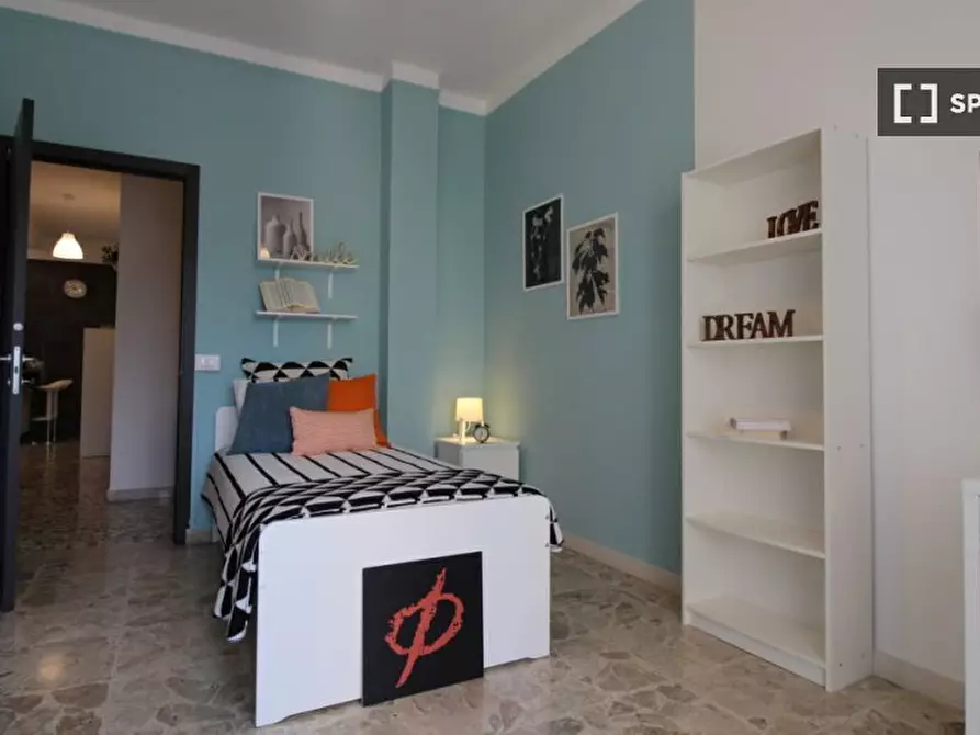 Immagine 1 di Camera condivisa in affitto  in Piave a Brescia