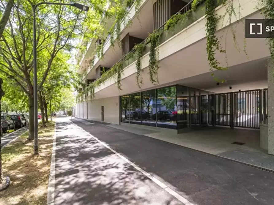 Immagine 13 di Appartamento in affitto  in Via Adamello a Milano