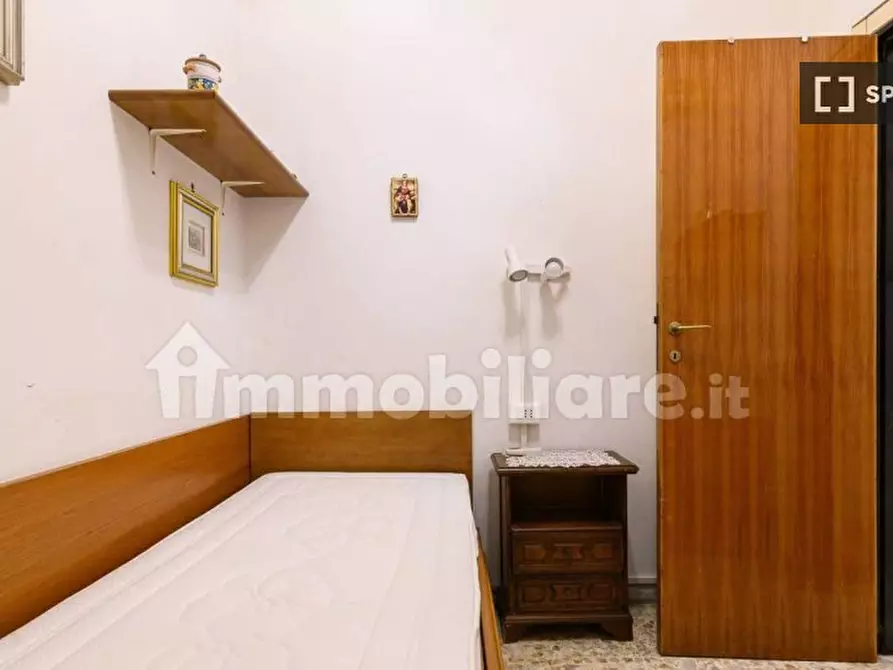 Immagine 15 di Appartamento in affitto  in Via Piegaro a Roma