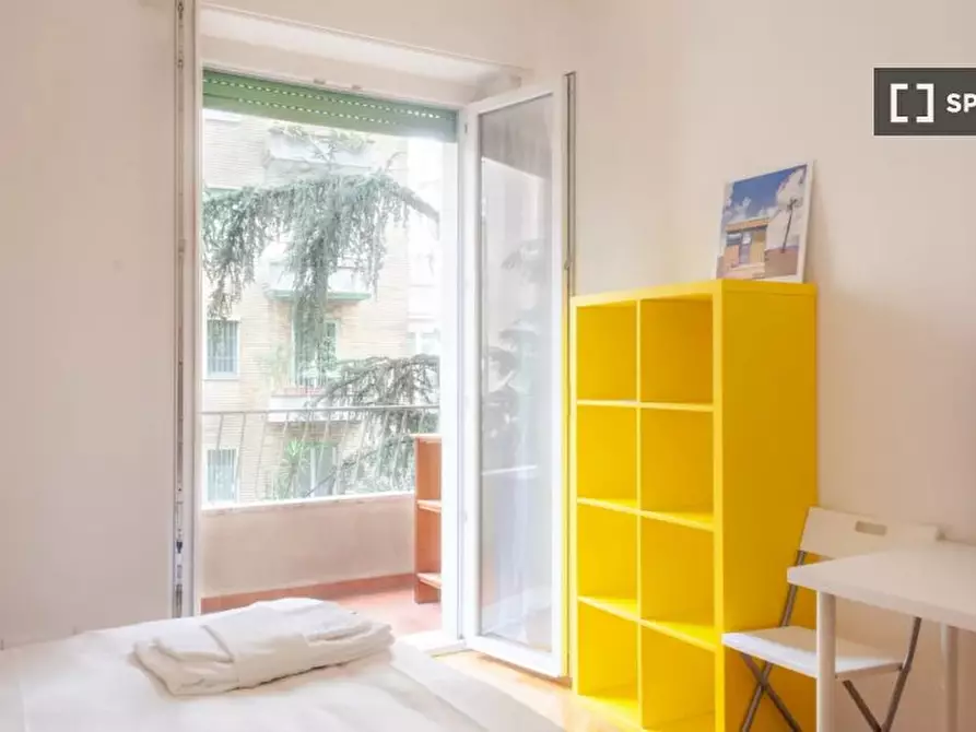 Immagine 8 di Appartamento in affitto  in Via Lario a Milano