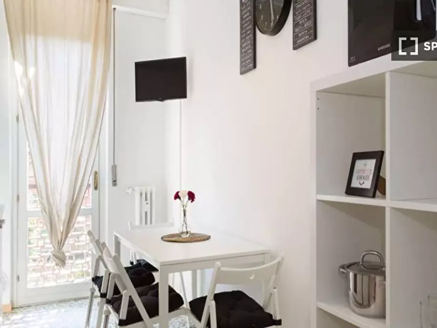 Immagine 11 di Camera condivisa in affitto  in Via Dei Mandorli Milan a Buccinasco