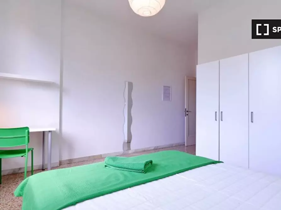 Immagine 11 di Camera condivisa in affitto  in Via Vincenzo Bellini a Firenze