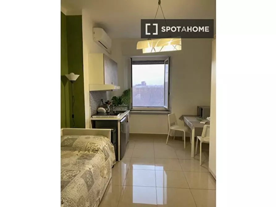 Immagine 1 di Camera condivisa in affitto  in Via Giorgio Castelli a Milano