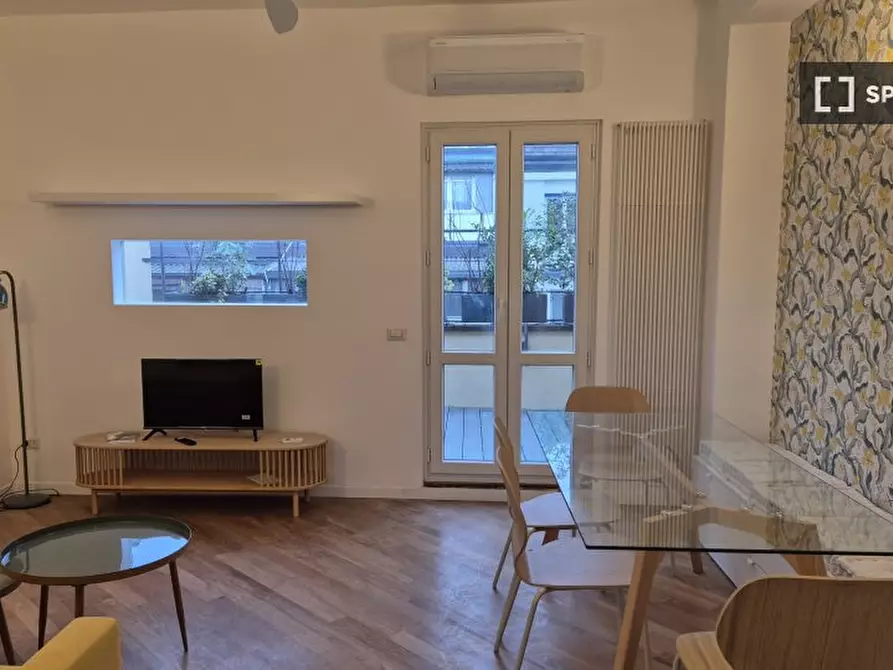 Immagine 1 di Ufficio in affitto  in Via Luigi Canonica a Milano