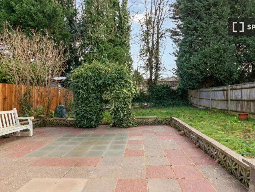 Immagine 17 di Appartamento in affitto  in Windermere Rd a Croydon
