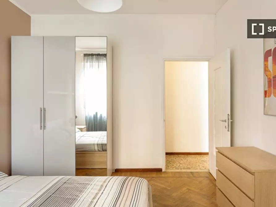 Immagine 1 di Camera condivisa in affitto  in Largo Giovan Battista Scalabrini a Milano